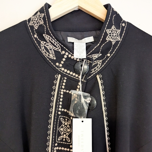 Vintage Tweeds Embroidered Black Poncho Coat - Picture 3 of 4